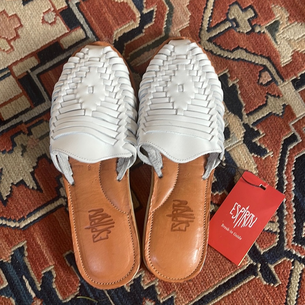 Size 8 Espiritu Hurrache